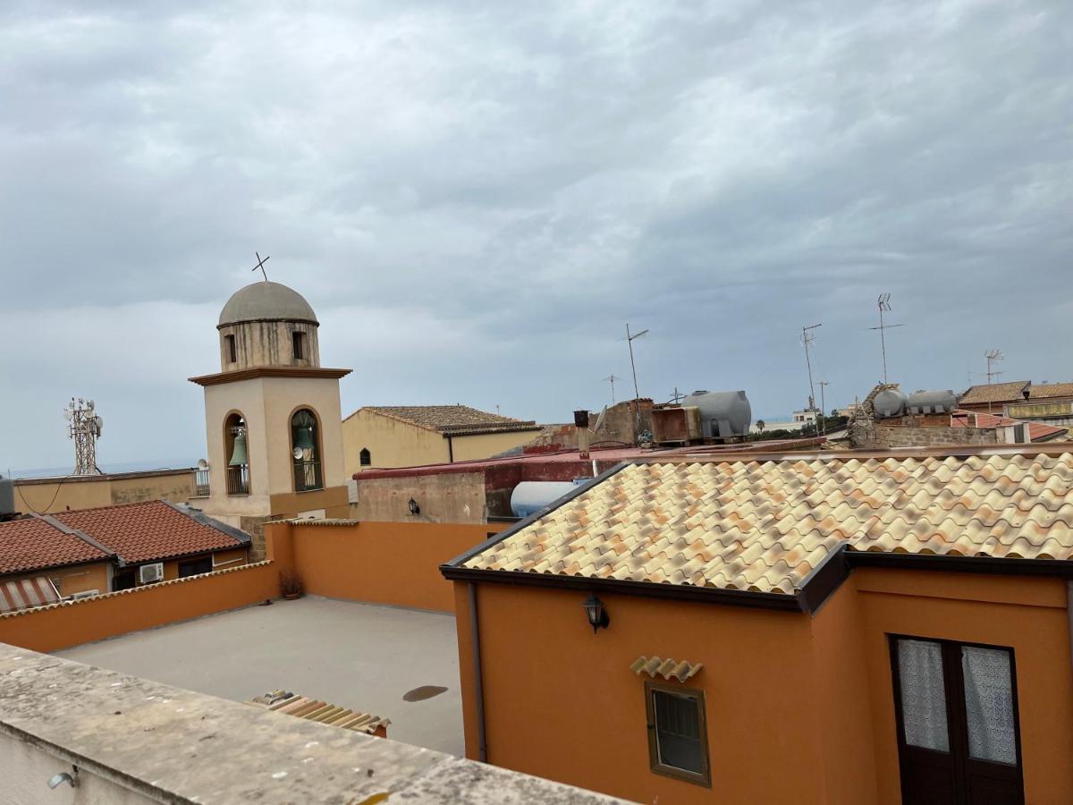 Ferienwohnung Casa Ai Tre Campanili Gela Exterior foto