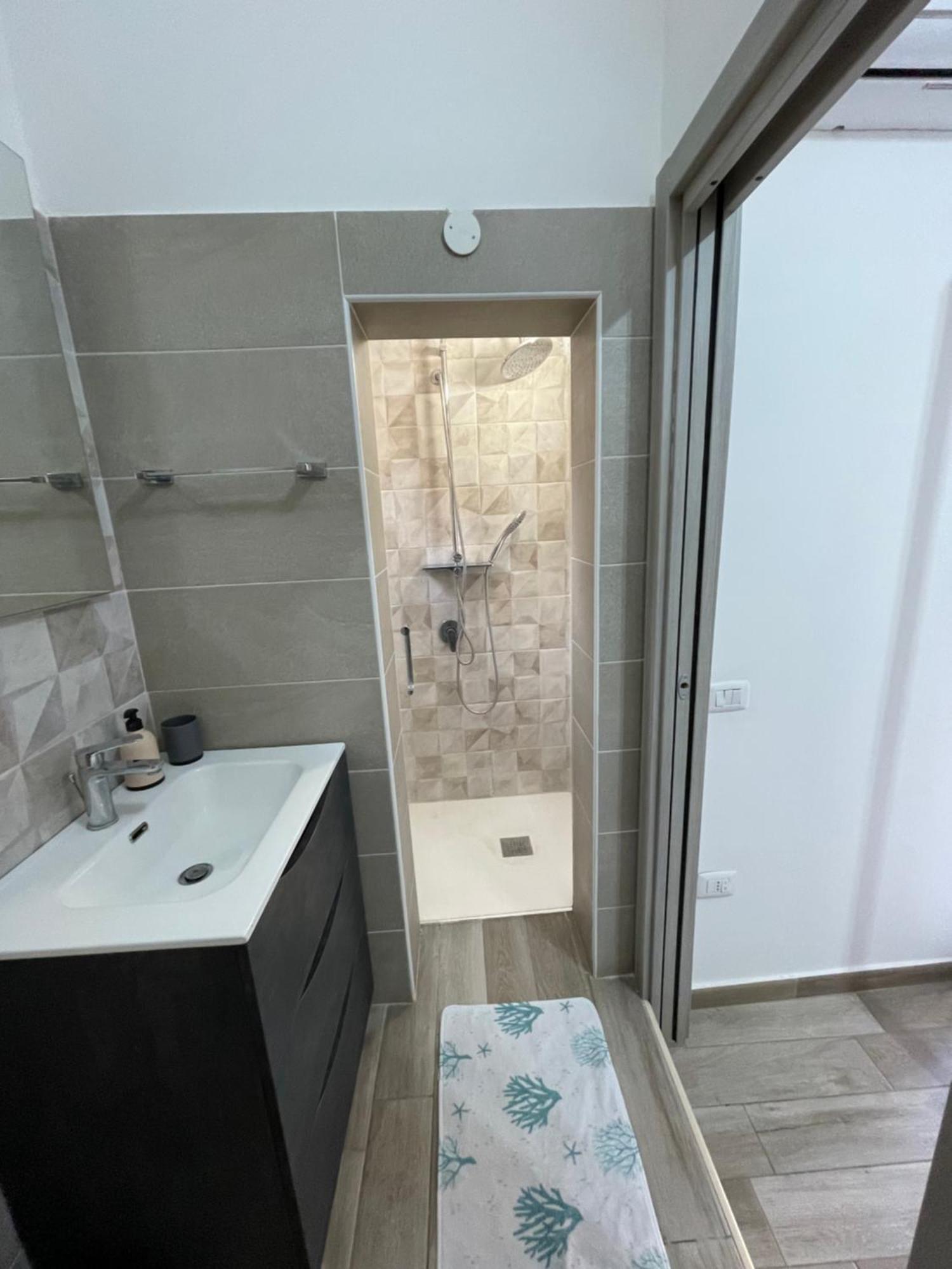 Ferienwohnung Casa Ai Tre Campanili Gela Exterior foto